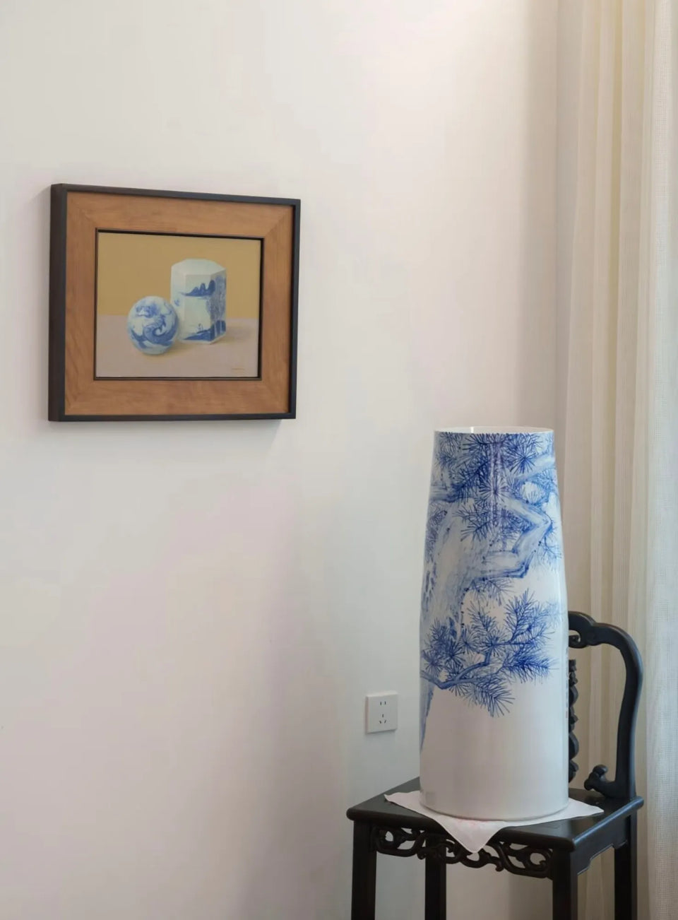 Study Treasures in Blue-and-White Porcelain